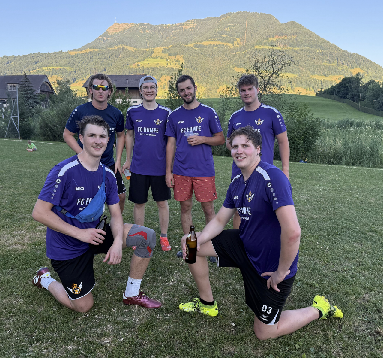 https://www.huesliclub.ch/wp-content/uploads/2022/11/fchumpe.png