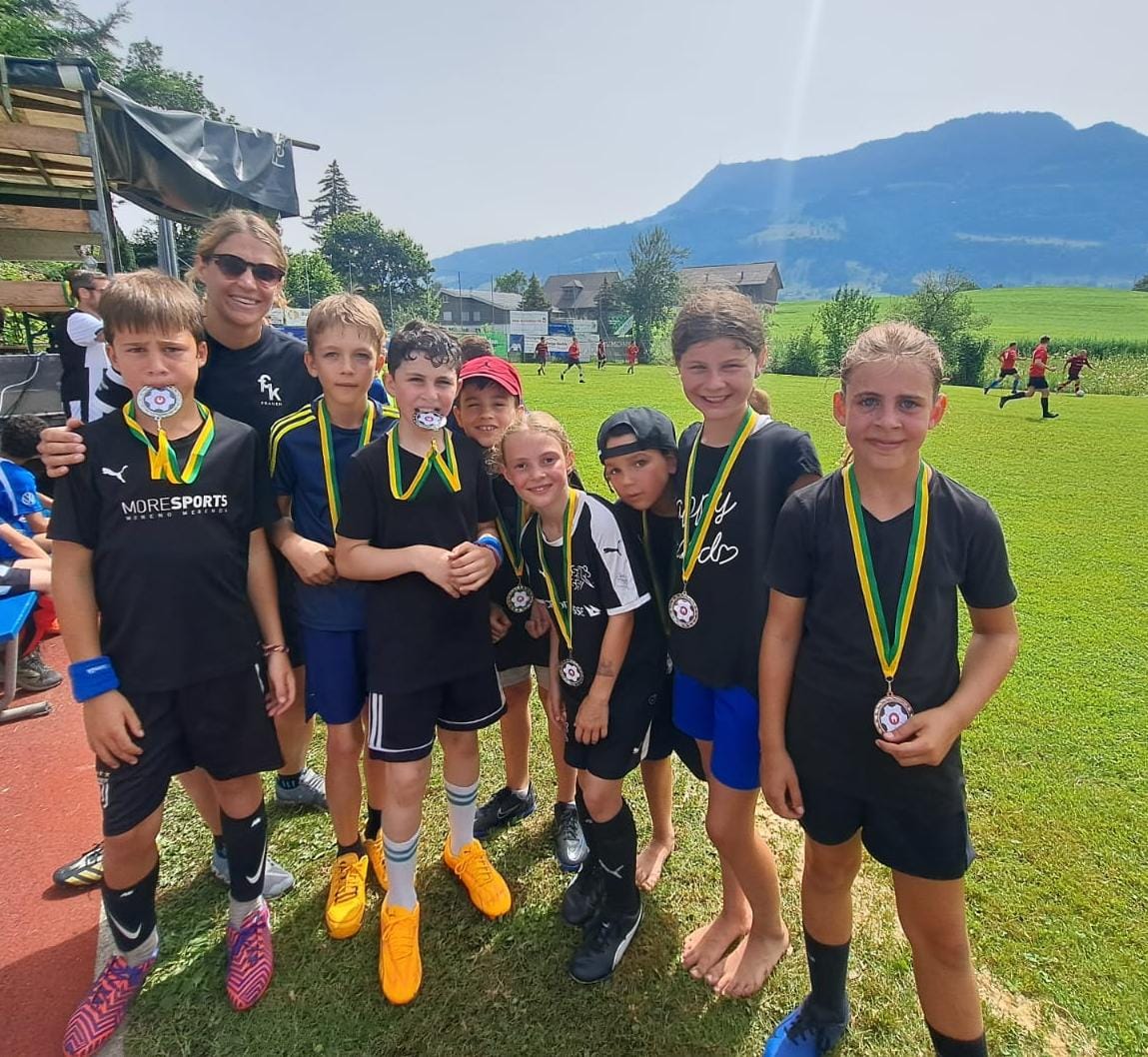 https://www.huesliclub.ch/wp-content/uploads/2024/06/gurkenfraesser-1.jpeg