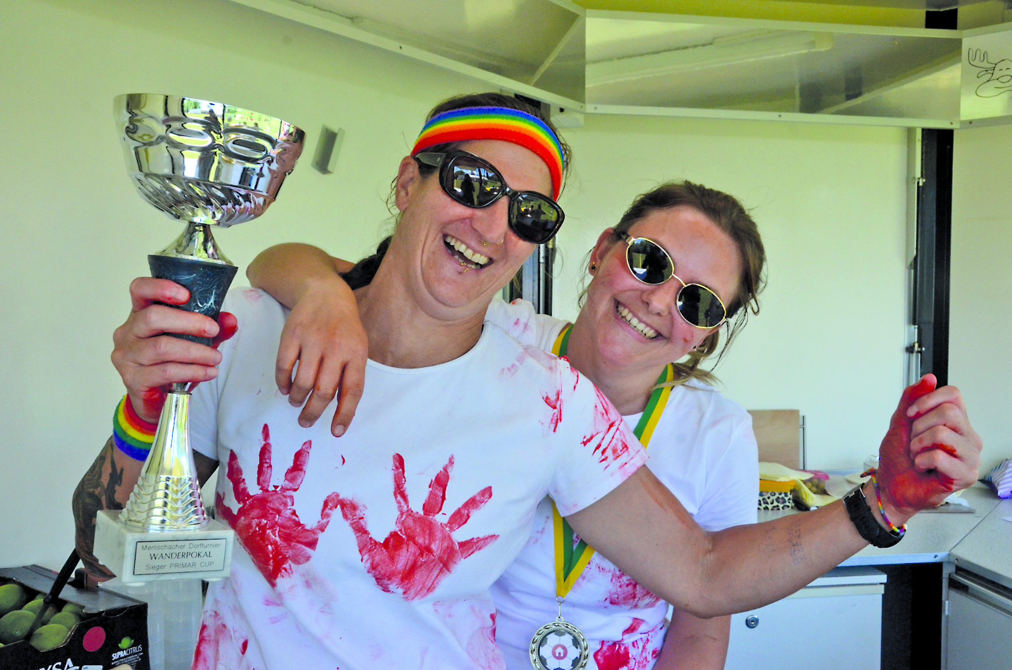 Bild1_Rhea und Nicole